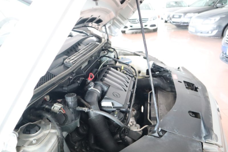 MERCEDES-BENZ B 200 MONOVOLUMEN DE 5 PUERTAS