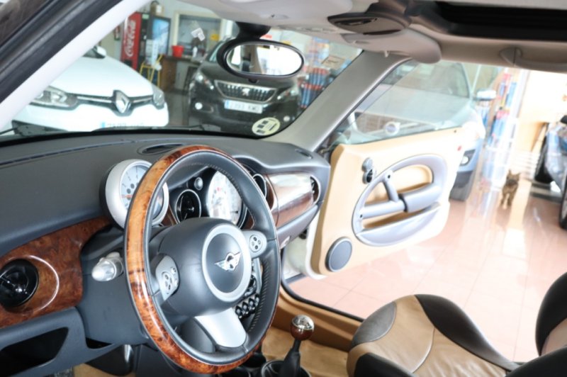 MINI ONE 3 PUERTAS CON 90 CV Y 6 VELOCIDADES