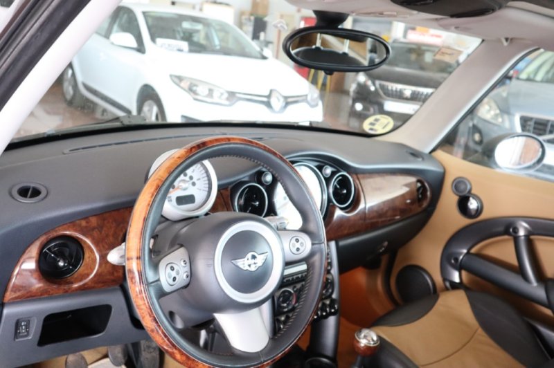 MINI ONE 3 PUERTAS CON 90 CV Y 6 VELOCIDADES