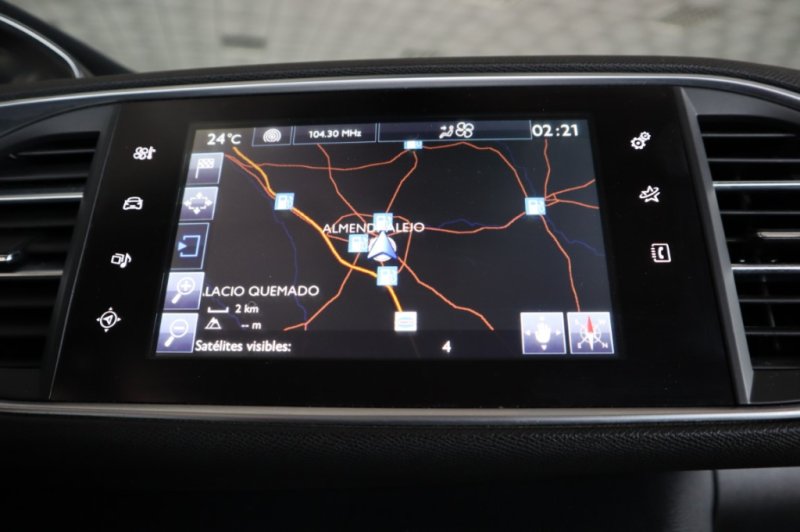 PEUGEOT 308 1600 HDI CON 5 PUERTAS