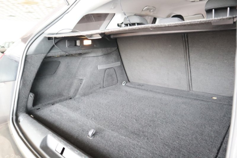 PEUGEOT 308 1600 HDI CON 5 PUERTAS