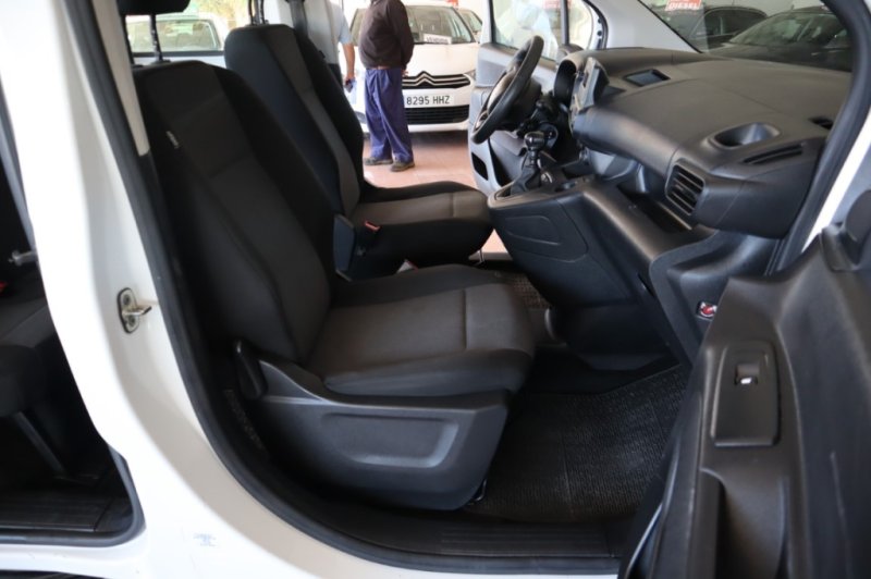 CITROEN BERLINGO HDI DE 5 PLAZAS CON 102 CV