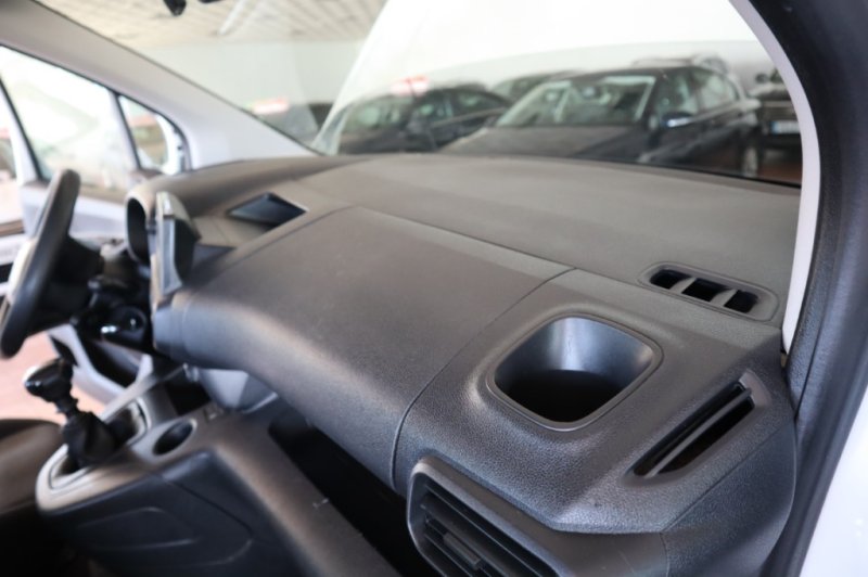 CITROEN BERLINGO HDI DE 5 PLAZAS CON 102 CV