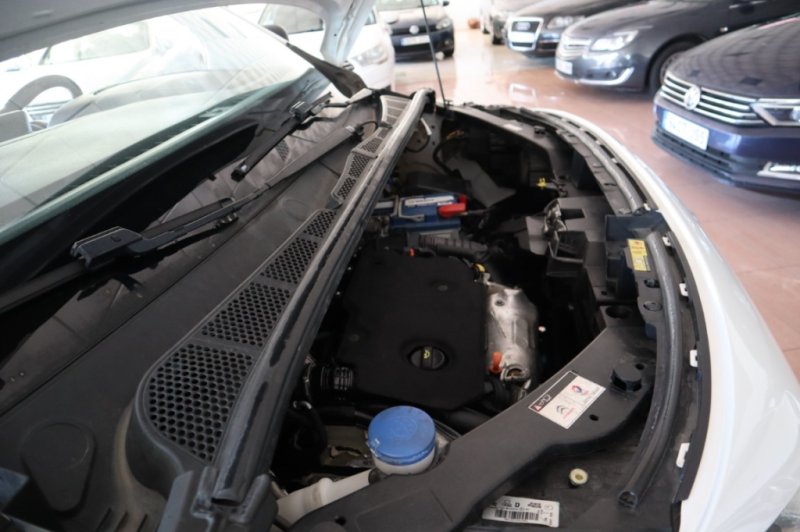 CITROEN BERLINGO HDI DE 5 PLAZAS CON 102 CV