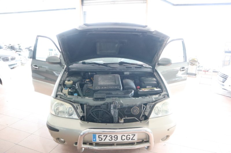 KIA CARNIVAL 2900 CC TURBO DIESEL