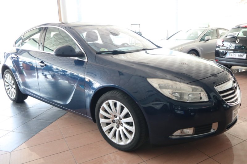 OPEL INSIGNIA 2.0 TURBO DIESEL DE 130 CV Y 6 VEL.