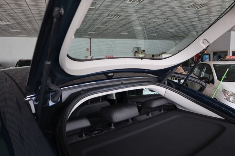 OPEL INSIGNIA 2.0 TURBO DIESEL DE 130 CV Y 6 VEL.