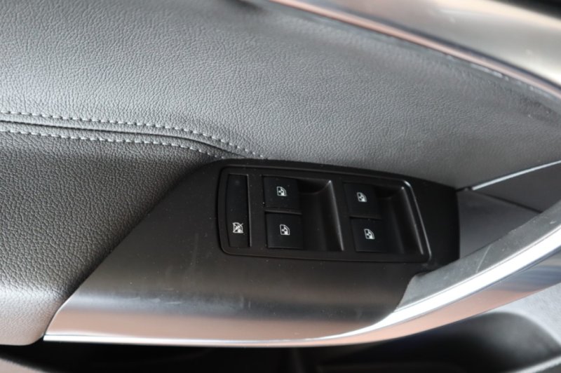OPEL INSIGNIA 2.0 TURBO DIESEL DE 130 CV Y 6 VEL.