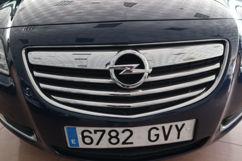 OPEL INSIGNIA 2.0 TURBO DIESEL DE 130 CV Y 6 VEL.