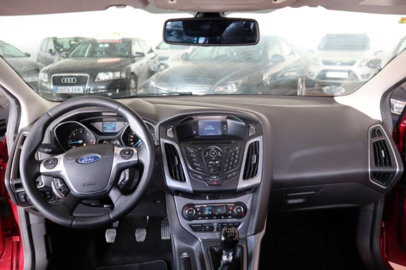 FORD FOCUS 1600 TDCI DE 115 CV Y 6 VELOCIDADES
