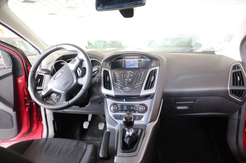 FORD FOCUS 1600 TDCI DE 115 CV Y 6 VELOCIDADES