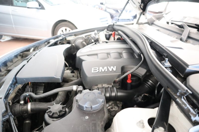 BMW X1 1.8 D CON MOTOR DE 2000 CC T/DIESEL