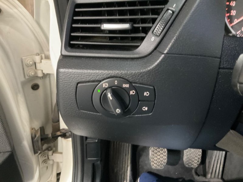 BMW X1 1.8 D CON MOTOR DE 2000 CC T/DIESEL