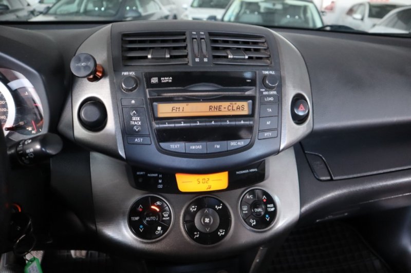 TOYOTA RAV 4 2.2 TURBO DIESEL