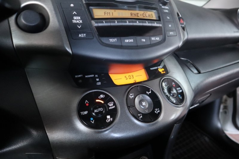 TOYOTA RAV 4 2.2 TURBO DIESEL