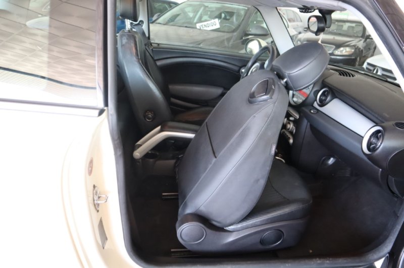 MINI COOPER DIESEL DE 1600 CC Y 110 CV CON 6 VEL.