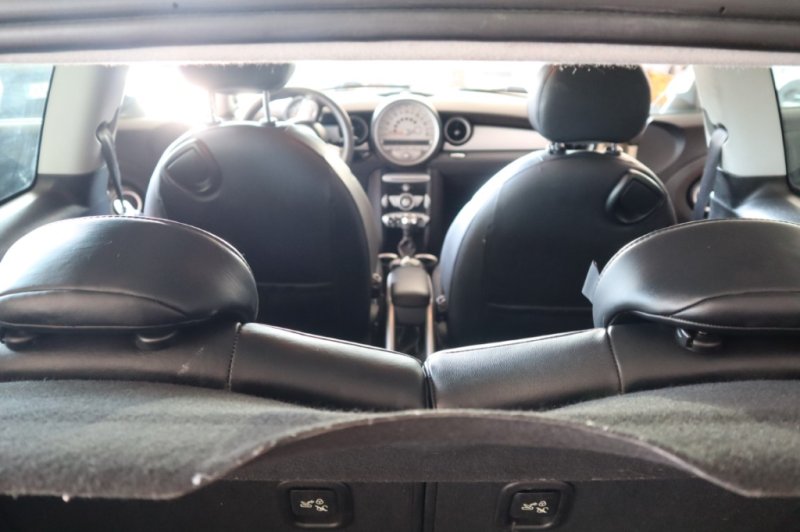 MINI COOPER DIESEL DE 1600 CC Y 110 CV CON 6 VEL.