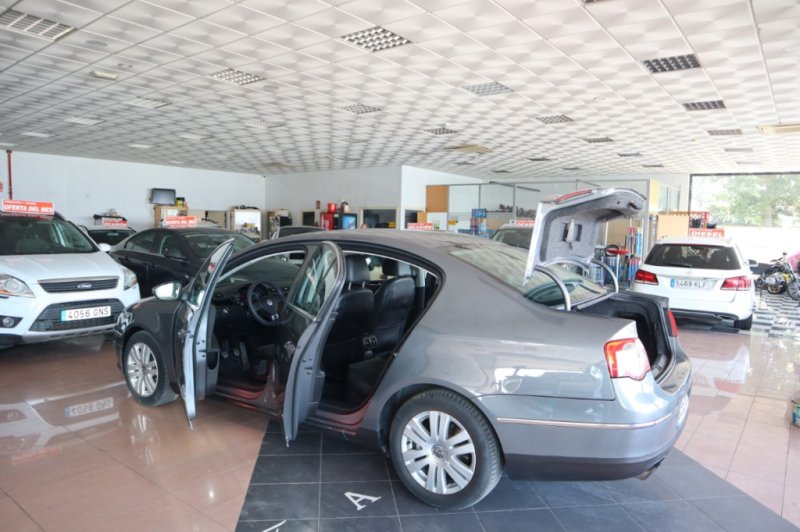 VOLKSWAGEN PASSAT 2.O TDI 140 CV CAJA DE CAMBIOS DE 6 VEL.