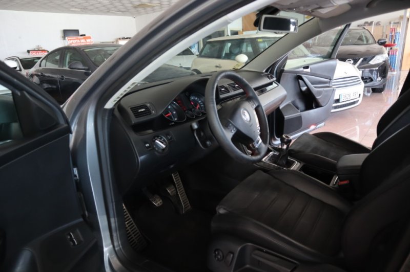VOLKSWAGEN PASSAT 2.O TDI 140 CV CAJA DE CAMBIOS DE 6 VEL.