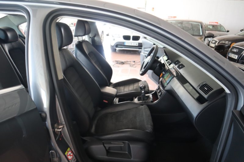 VOLKSWAGEN PASSAT 2.O TDI 140 CV CAJA DE CAMBIOS DE 6 VEL.