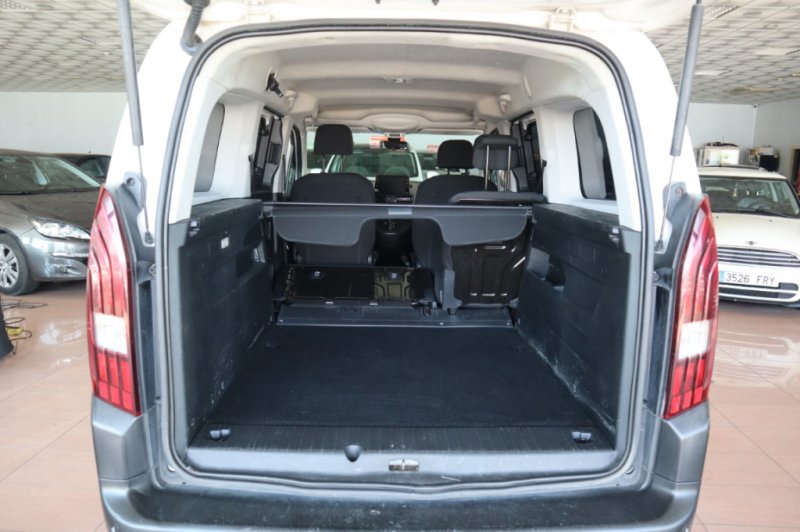 PEUGEOT RIFTER HDI DE 130 CV CON 5 PLAZAS