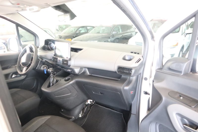 PEUGEOT RIFTER HDI DE 130 CV CON 5 PLAZAS