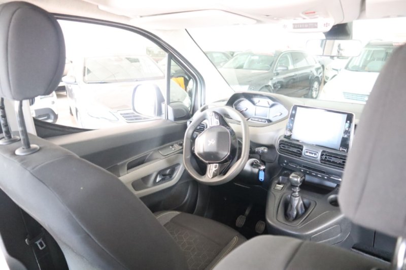 PEUGEOT RIFTER HDI DE 130 CV CON 5 PLAZAS