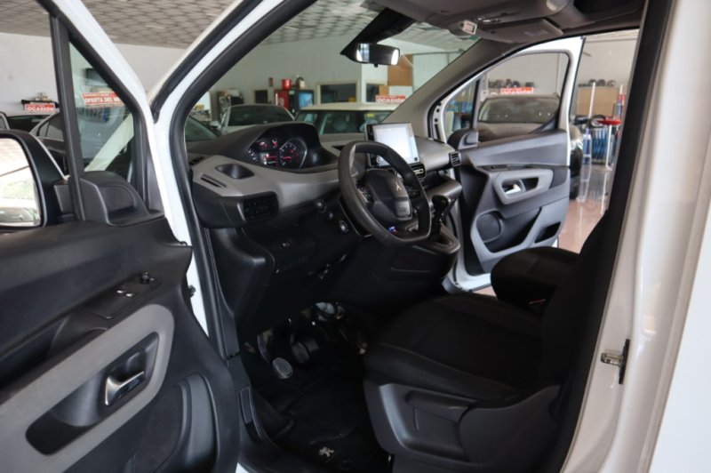 PEUGEOT RIFTER HDI DE 130 CV CON 5 PLAZAS