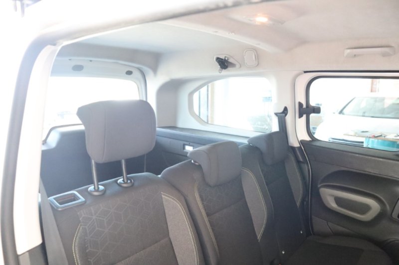 PEUGEOT RIFTER HDI DE 130 CV CON 5 PLAZAS