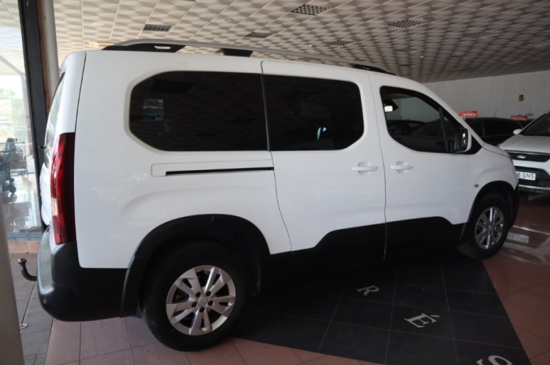 PEUGEOT RIFTER HDI DE 130 CV CON 5 PLAZAS