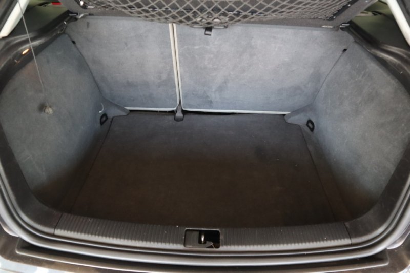 AUDI A3 2.0 TDI DE 140 CV Y 6 VELOCIDADES