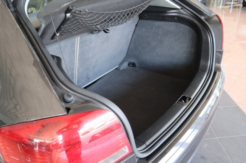 AUDI A3 2.0 TDI DE 140 CV Y 6 VELOCIDADES