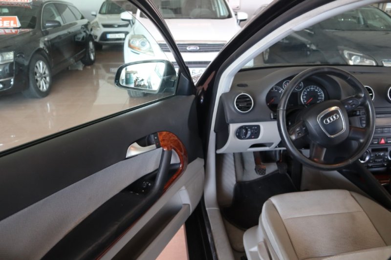 AUDI A3 2.0 TDI DE 140 CV Y 6 VELOCIDADES