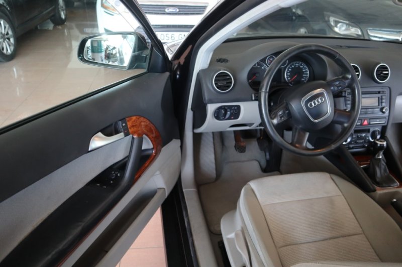 AUDI A3 2.0 TDI DE 140 CV Y 6 VELOCIDADES