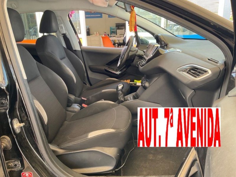 PEUGEOT 208 HDI DE 70 CV
