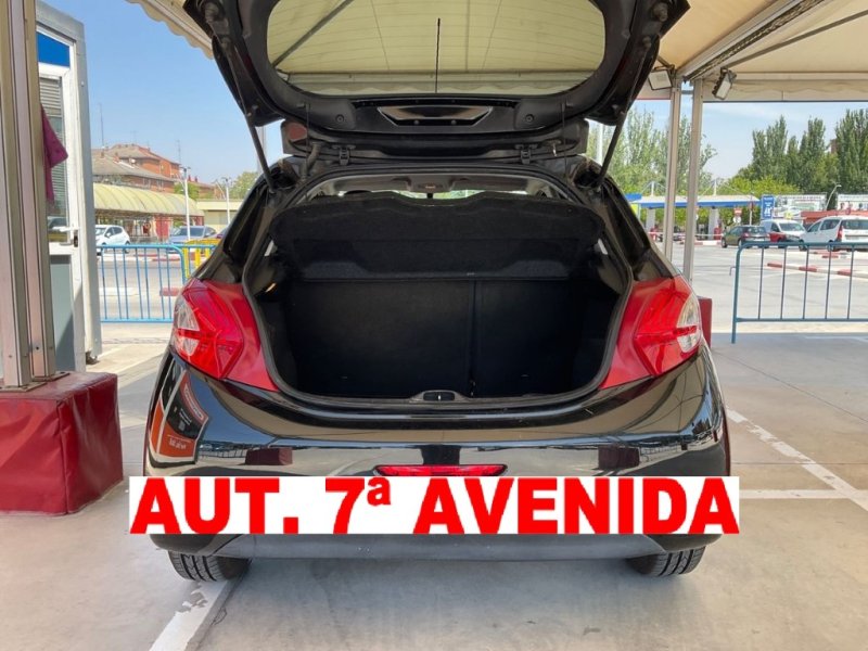 PEUGEOT 208 HDI DE 70 CV