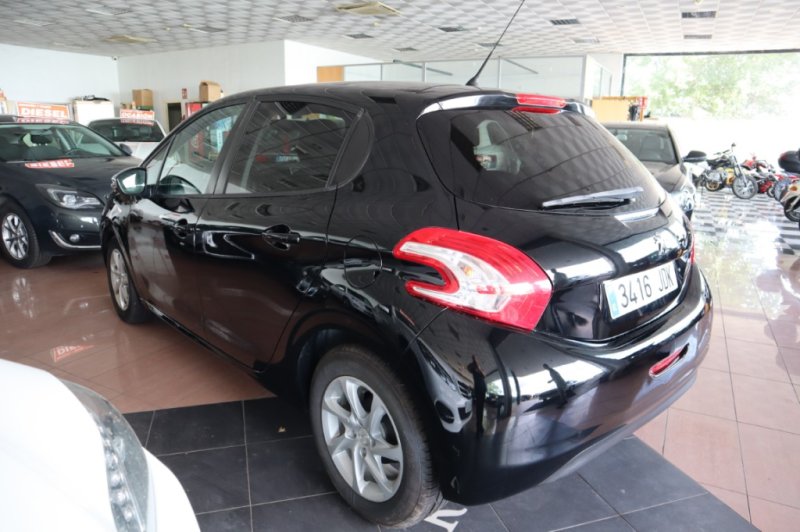 PEUGEOT 208 HDI DE 75 CV