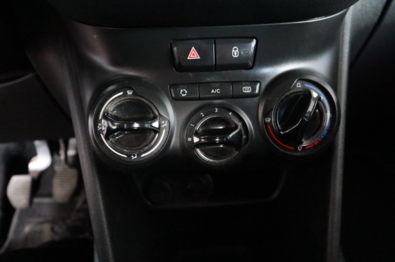 PEUGEOT 208 HDI DE 75 CV