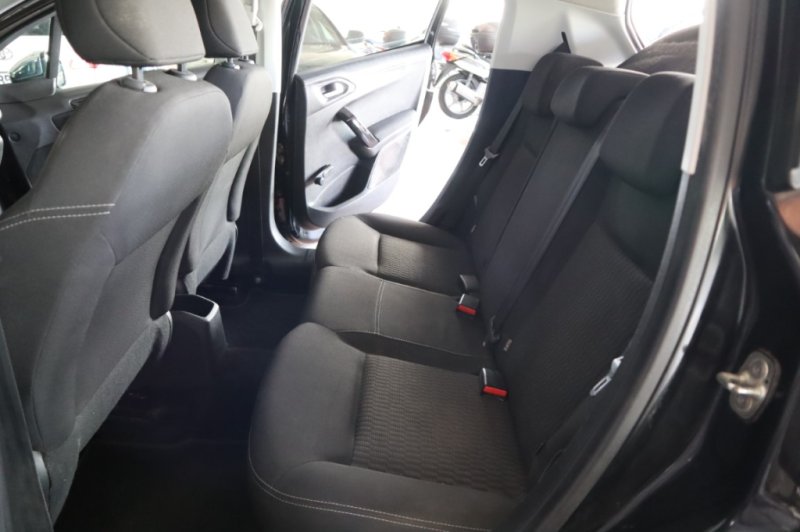 PEUGEOT 208 HDI DE 75 CV
