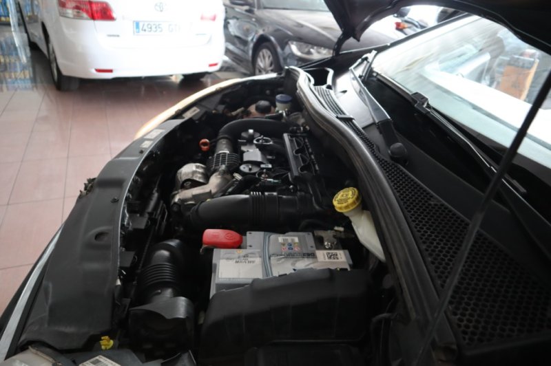PEUGEOT 208 HDI DE 75 CV
