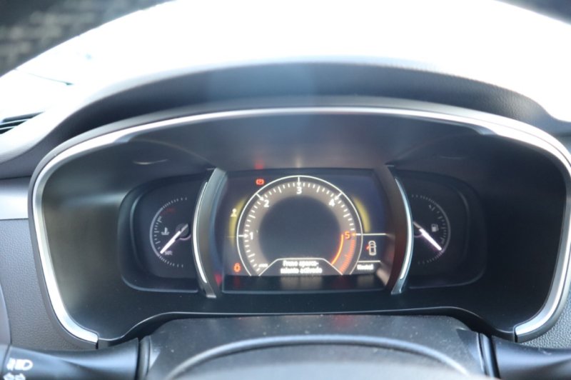 RENAULT TALISMAN TURBO DIESEL DE 110 CV Y 6 VELOCIDADES