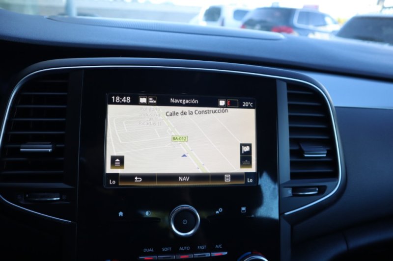 RENAULT TALISMAN TURBO DIESEL DE 110 CV Y 6 VELOCIDADES
