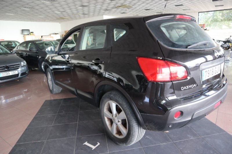 NISSAN QASHQAI 2.0 DCI TURBO DIESEL DE 150 CV  Y 6 VEL.