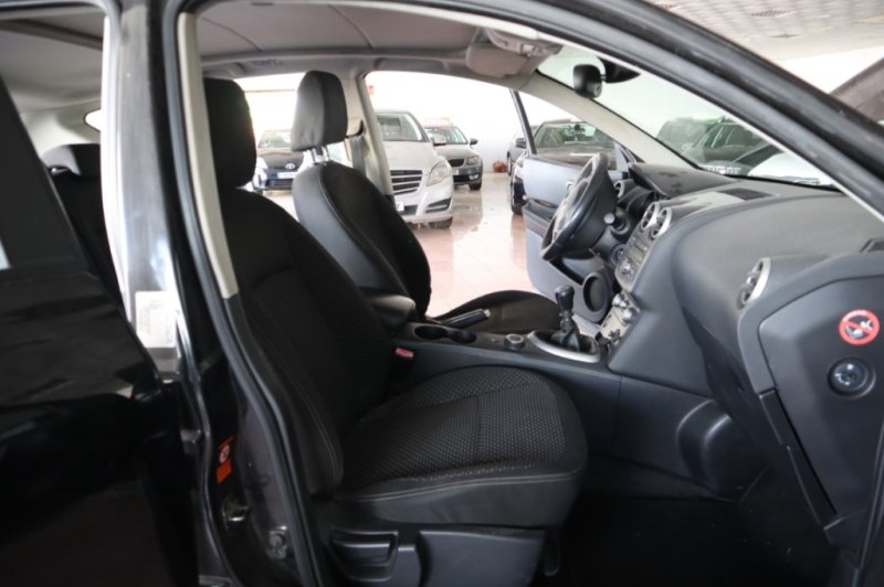 NISSAN QASHQAI 2.0 DCI TURBO DIESEL DE 150 CV  Y 6 VEL.