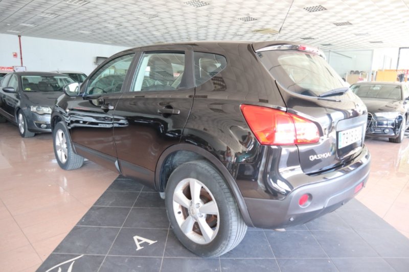 NISSAN QASHQAI 2.0 DCI TURBO DIESEL DE 150 CV  Y 6 VEL.