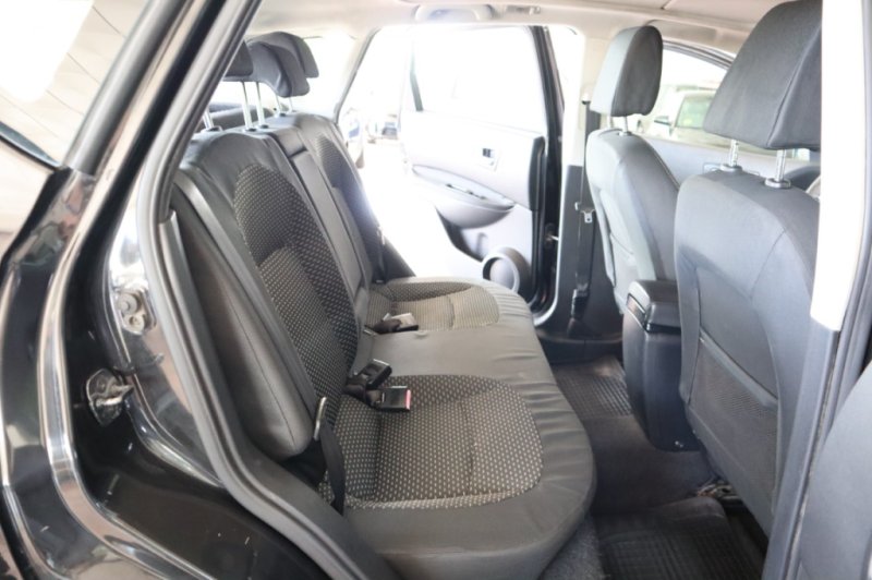 NISSAN QASHQAI 2.0 DCI TURBO DIESEL DE 150 CV  Y 6 VEL.