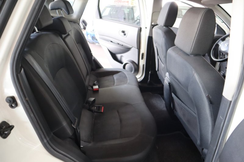 NISSAN QASHQAI TODO CAMINO 4X2 T/ DIESEL DE 106 CV Y 6V