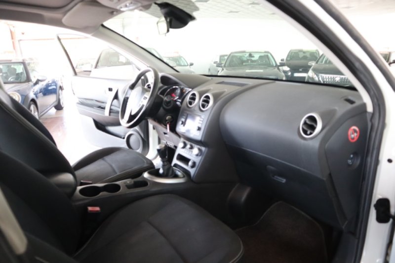 NISSAN QASHQAI TODO CAMINO 4X2 T/ DIESEL DE 106 CV Y 6V