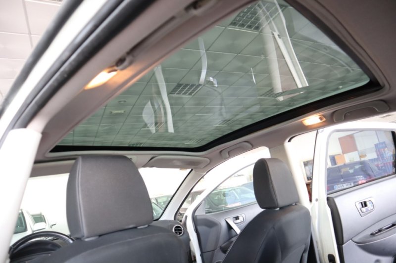 NISSAN QASHQAI TODO CAMINO 4X2 T/ DIESEL DE 106 CV Y 6V