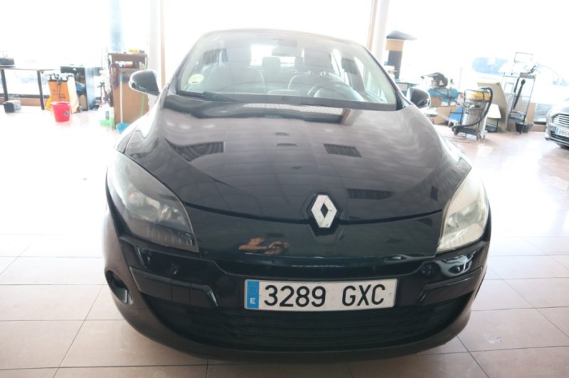 RENAULT MEGANE 1500 DCI TURBO DIESEL CON 6 VEL.